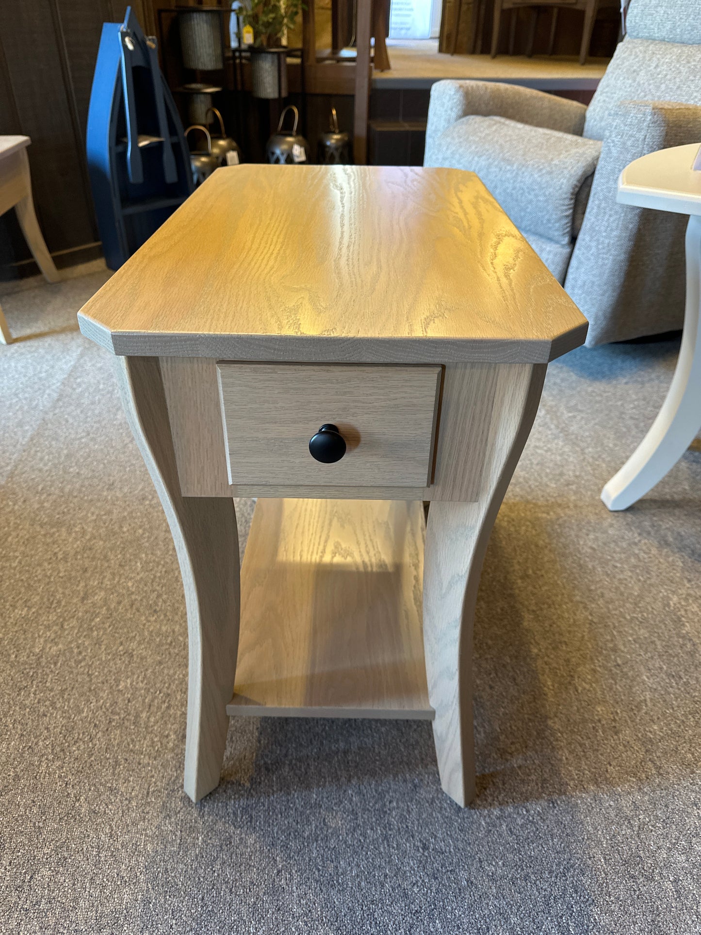 Norway 2pc Occasional Tables. Includes: Coffee table and chairside table.