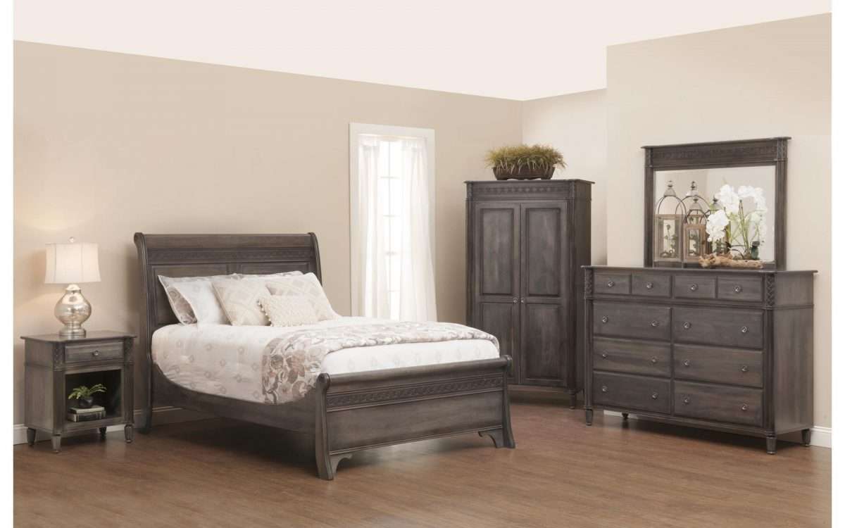 Eminence Sleigh Bed w/ Short Footboard