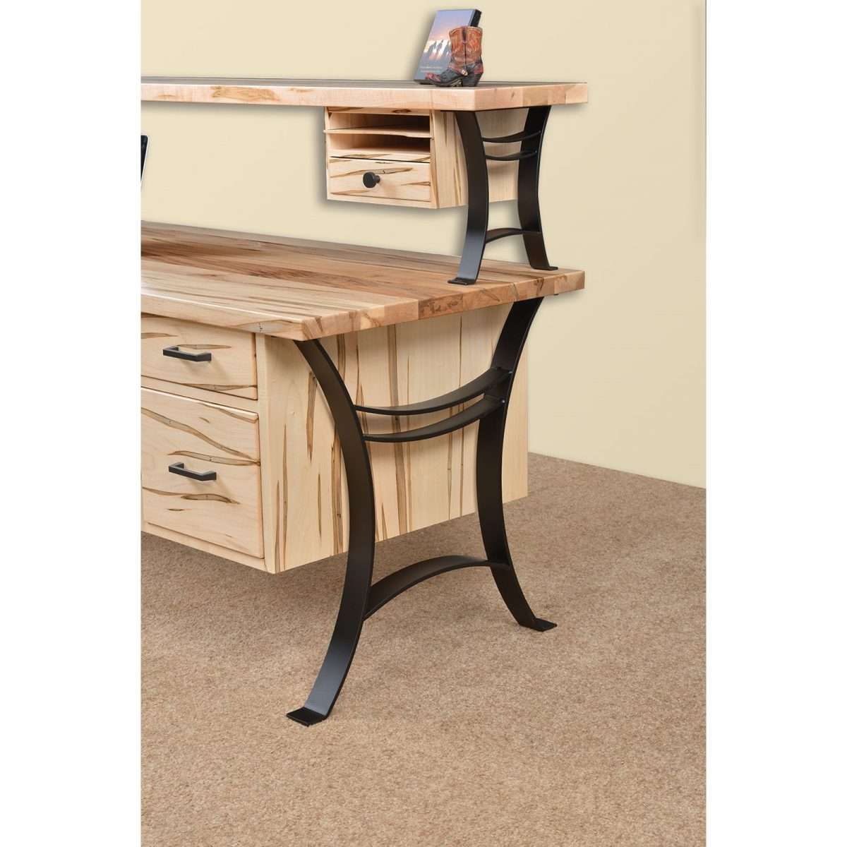 68" Euro Desk