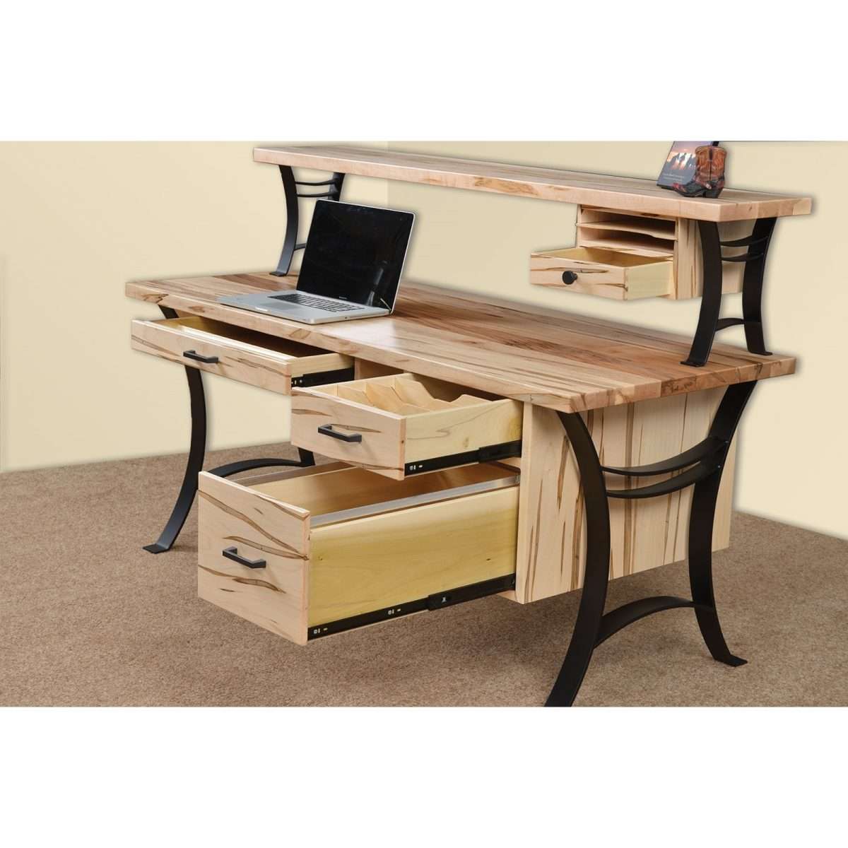 68" Euro Desk