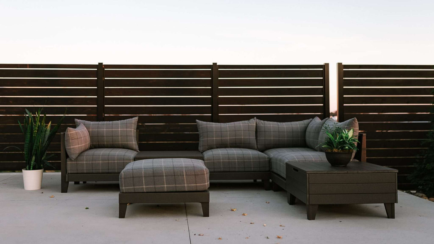 Latitude Center Chair