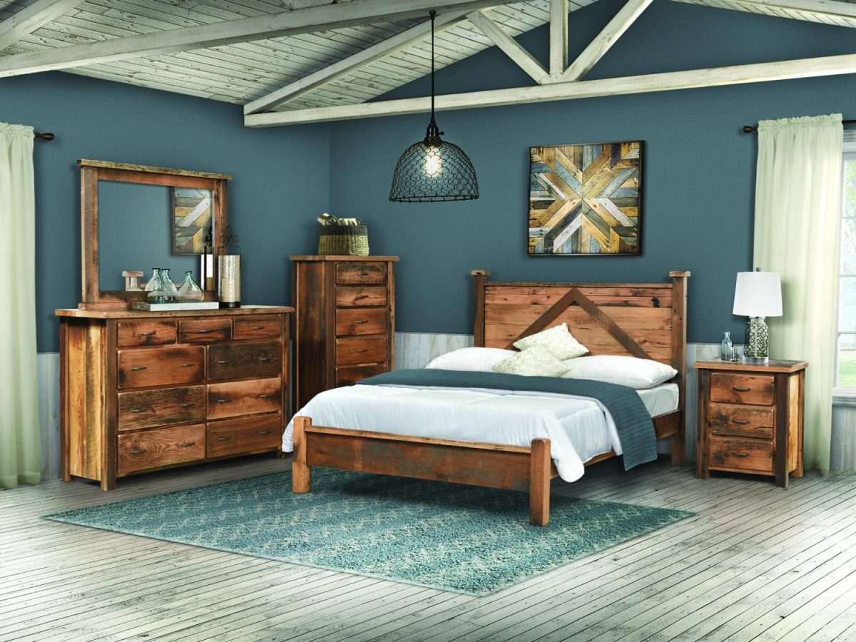 Reclaimed Post Mission Bed
