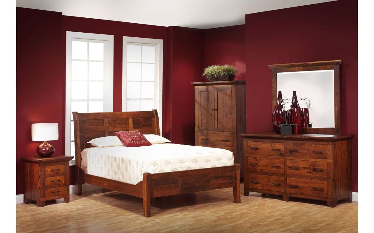 Redmond Wellington Low Dresser & Mirror