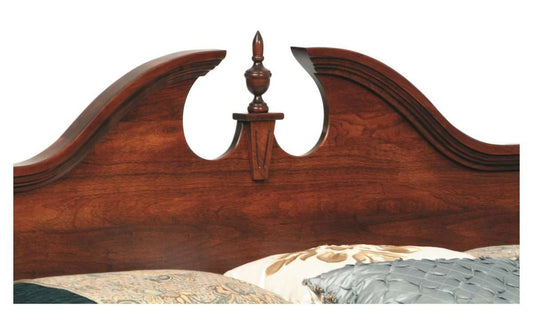 Victoria's Tradition Pilaster Bed