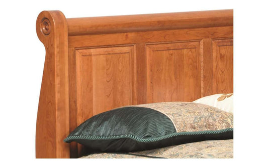Victoria's Tradition Sleigh Bed