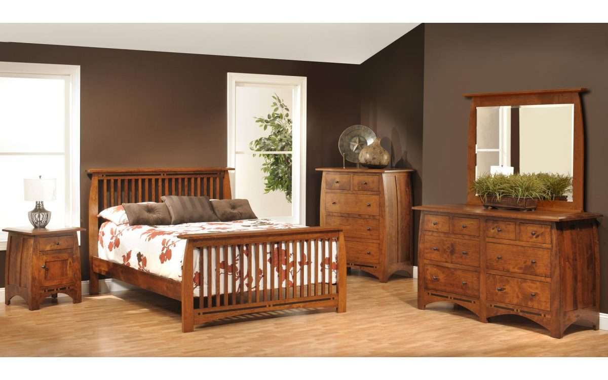 Vineyard Low Dresser & Mirror
