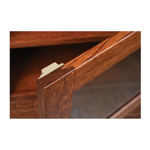 Bourten Entertainment Hutch
