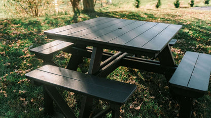 Park Square Picnic Table