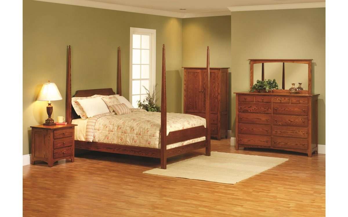 Elizabeth Lockwood Pencil Post Bed