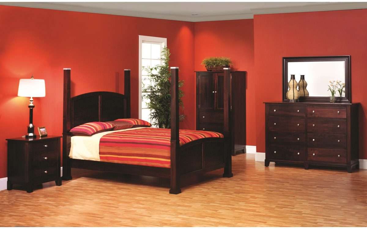 Greenwich Poster Bed Bedroom Collection