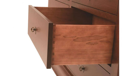 Lynnwood Small Chest