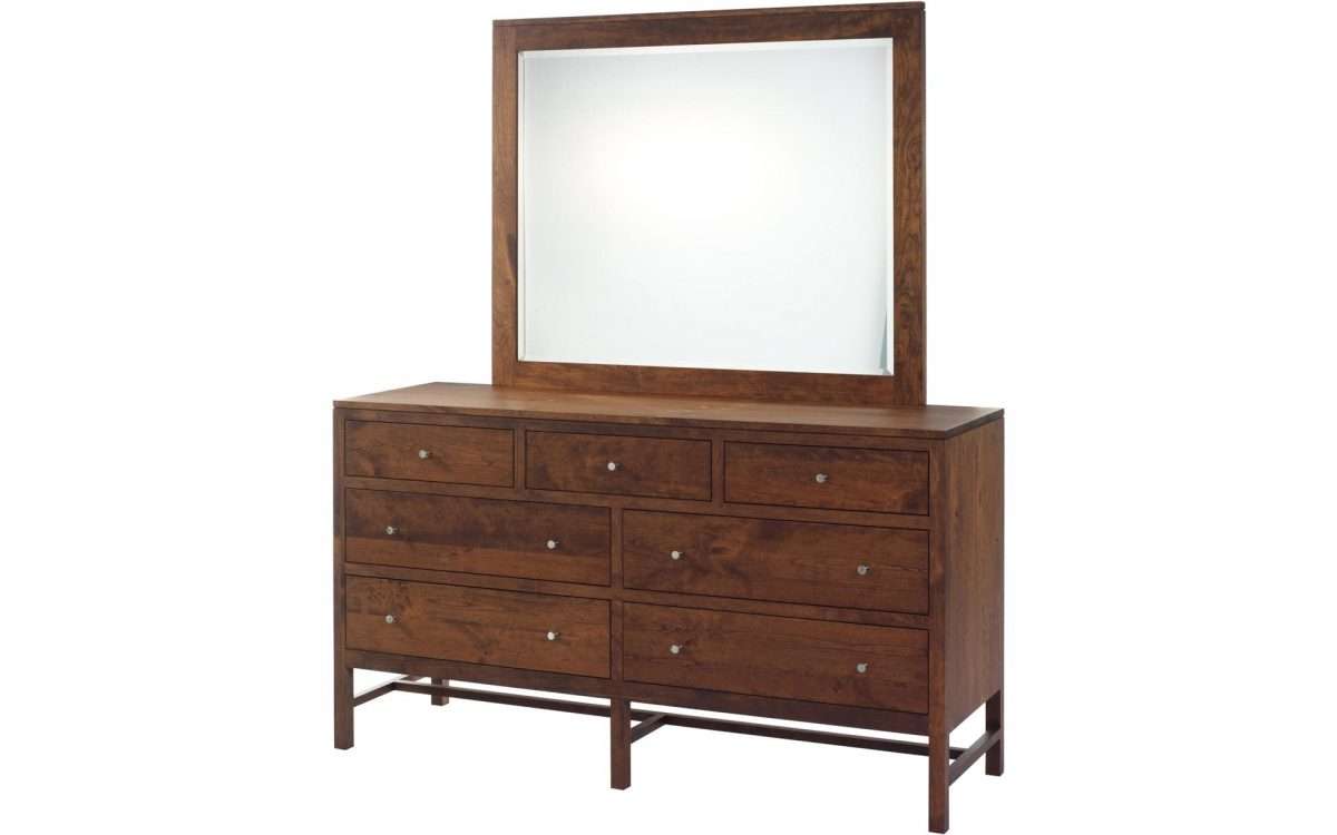 Lynnwood Low Dresser &amp; Mirror