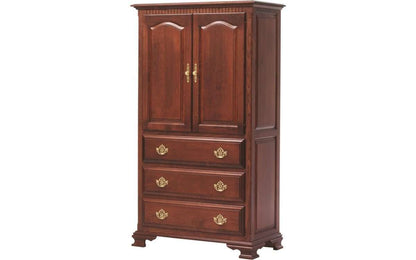 Victoria's Tradition Pilaster Bed Collection