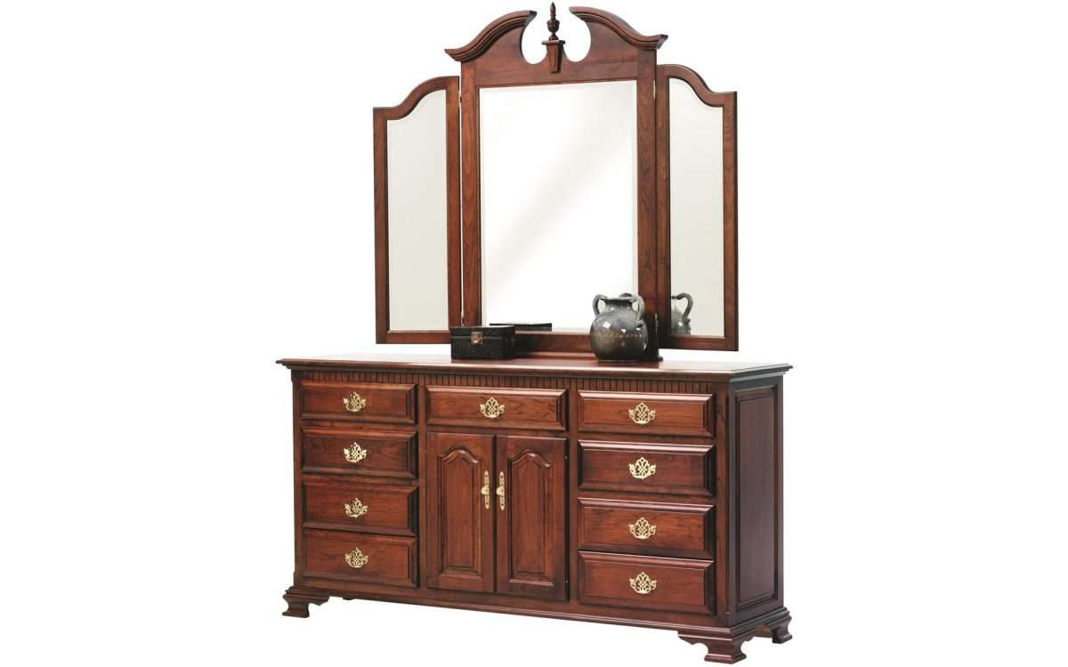 Victoria's Tradition 72" Dresser &amp; Mirror