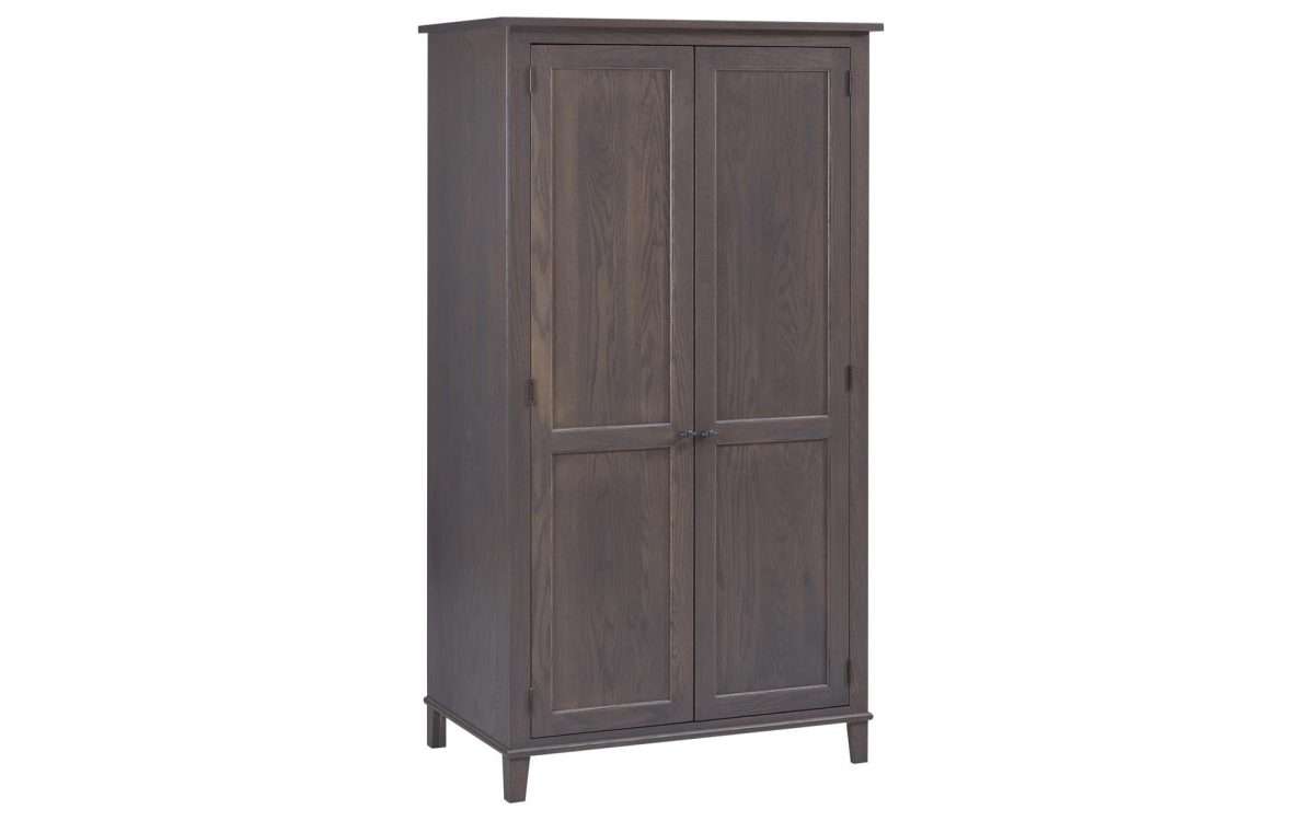 Hamilton Post Bed Bedroom Collection
