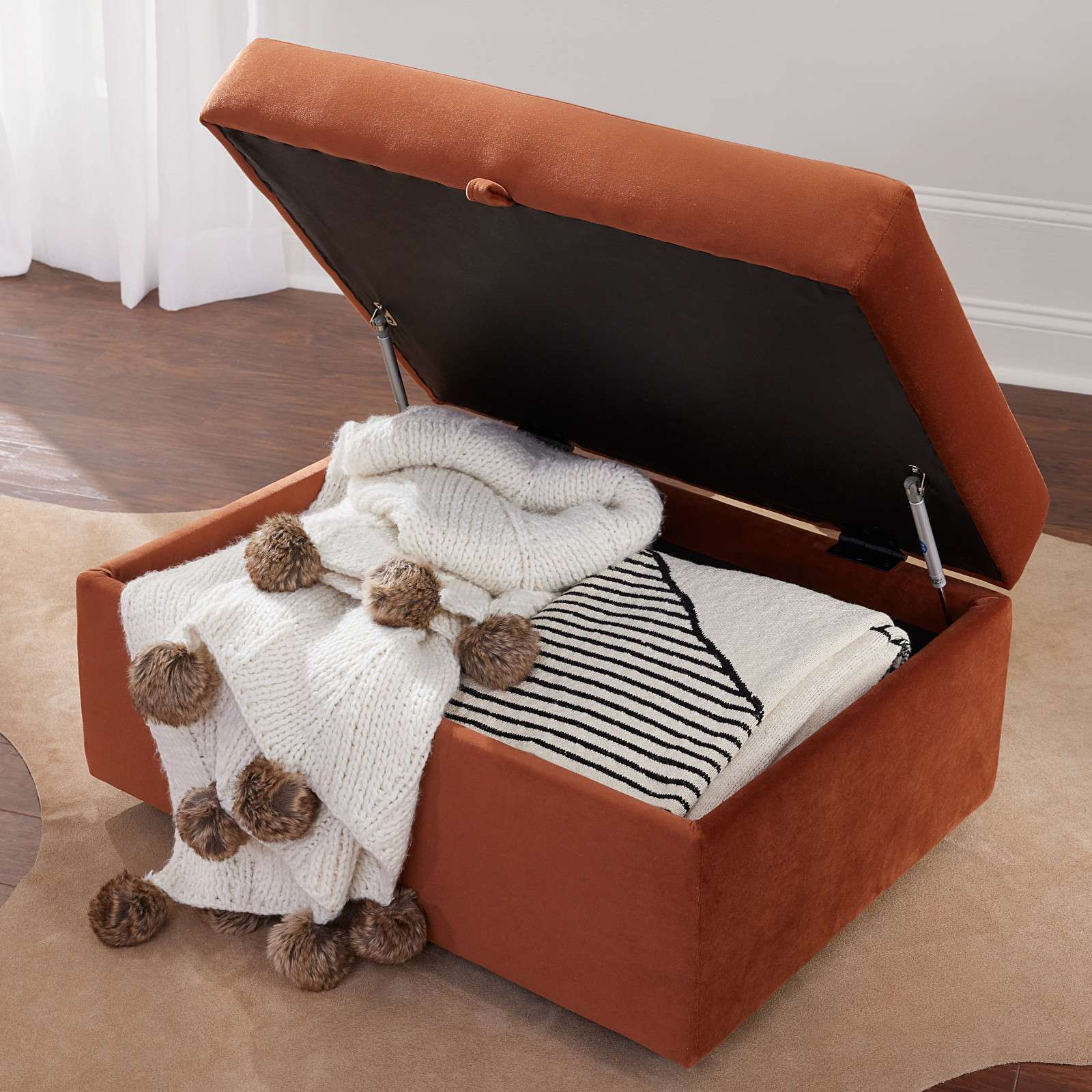 Sky Storage Ottoman