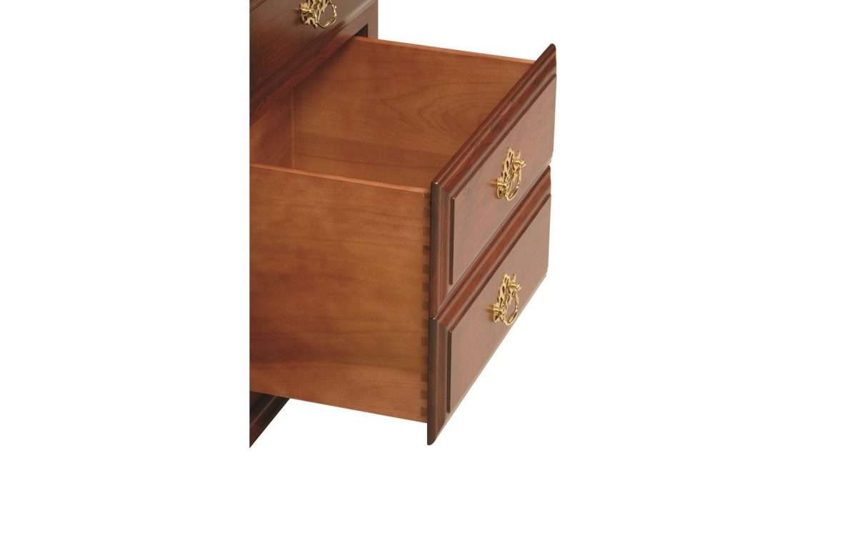 Victoria's Tradition 72" Dresser &amp; Mirror