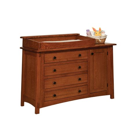 McCoy 4 Drawer Dresser w/Door